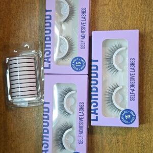 Lashbuddy self adhesive lashes